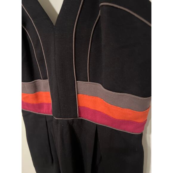 BCBGMaxazria Black Stripe Fitted Dress, Size 6, KB435 - Picture 2 of 4